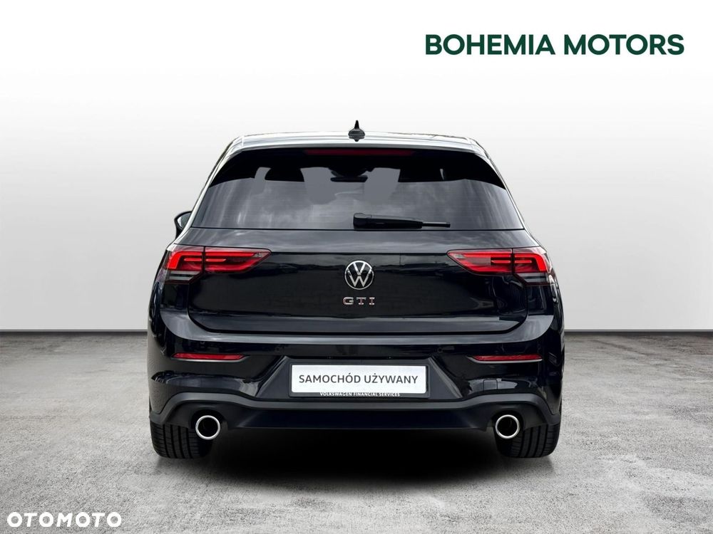 Volkswagen Golf - 5
