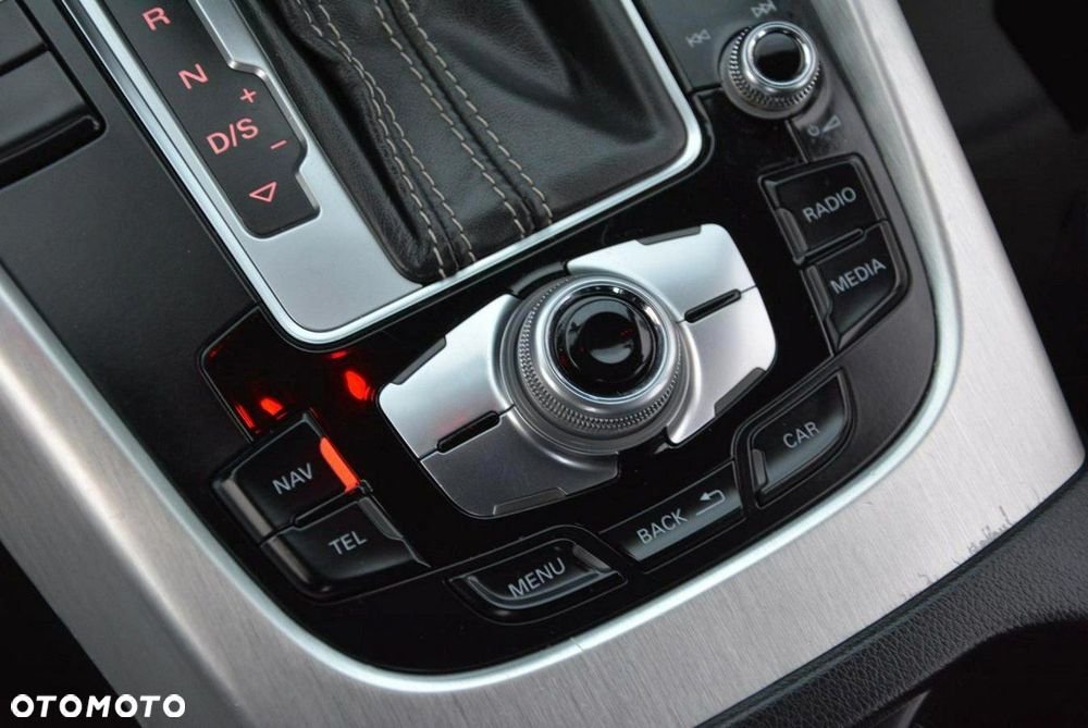 Audi Q5 3.0 TDI Quattro S tronic - 28