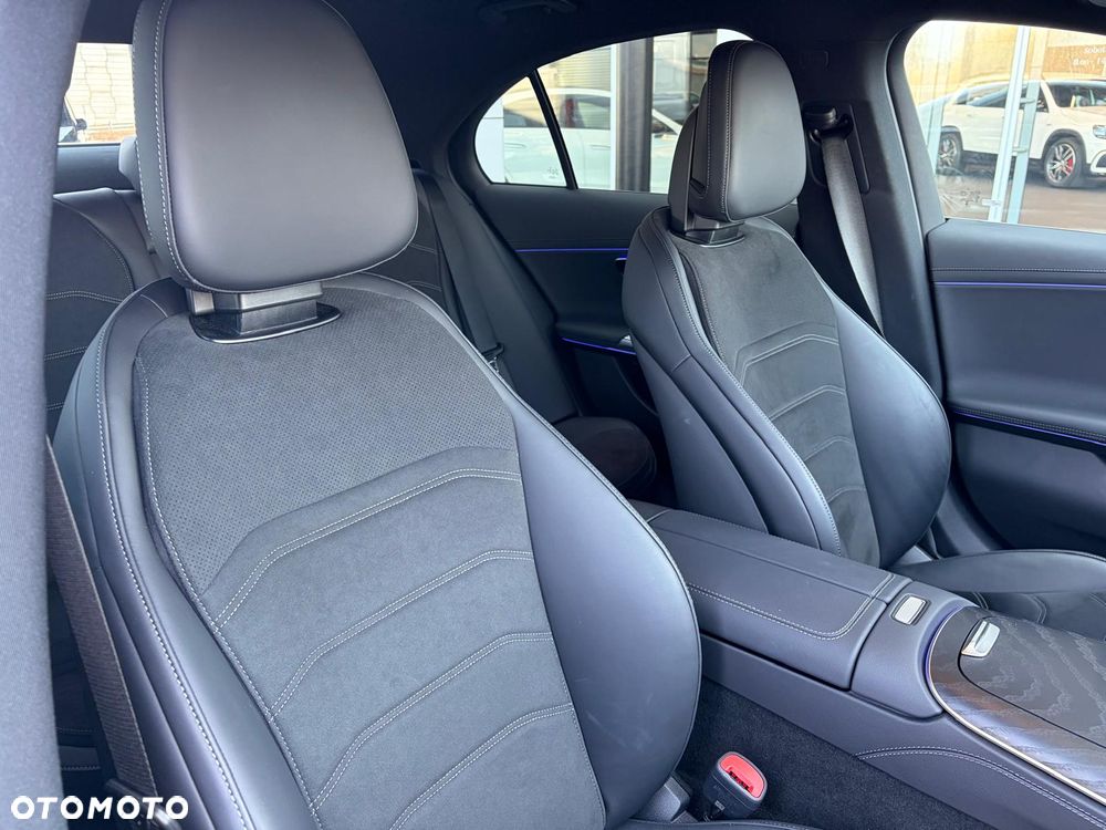 Mercedes-Benz Klasa E 220 d mHEV 4-Matic AMG 9G-Tronic - 23