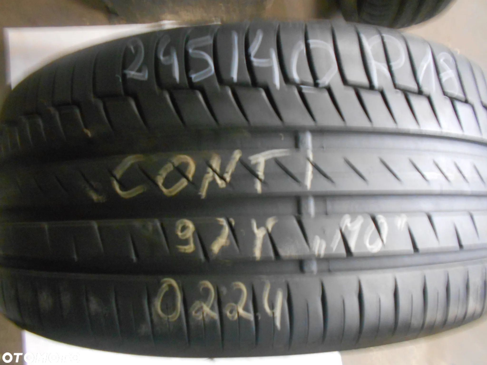OPONA POJEDYNKA 245/40R18 CONTINENTAL PREMIUM CONTACT 6 MO DOT 0224 7.6MM - 1
