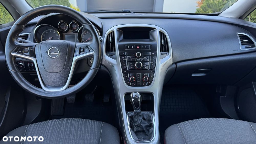 Opel Astra 1.4 Turbo - 8