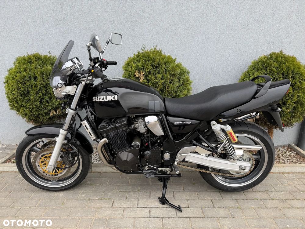 Suzuki GSX - 5