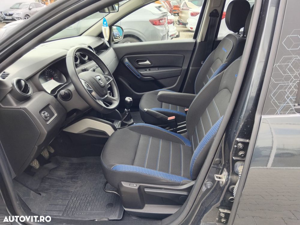 Dacia Duster 1.5 Blue dCi 4WD Prestige jante 17" - 12