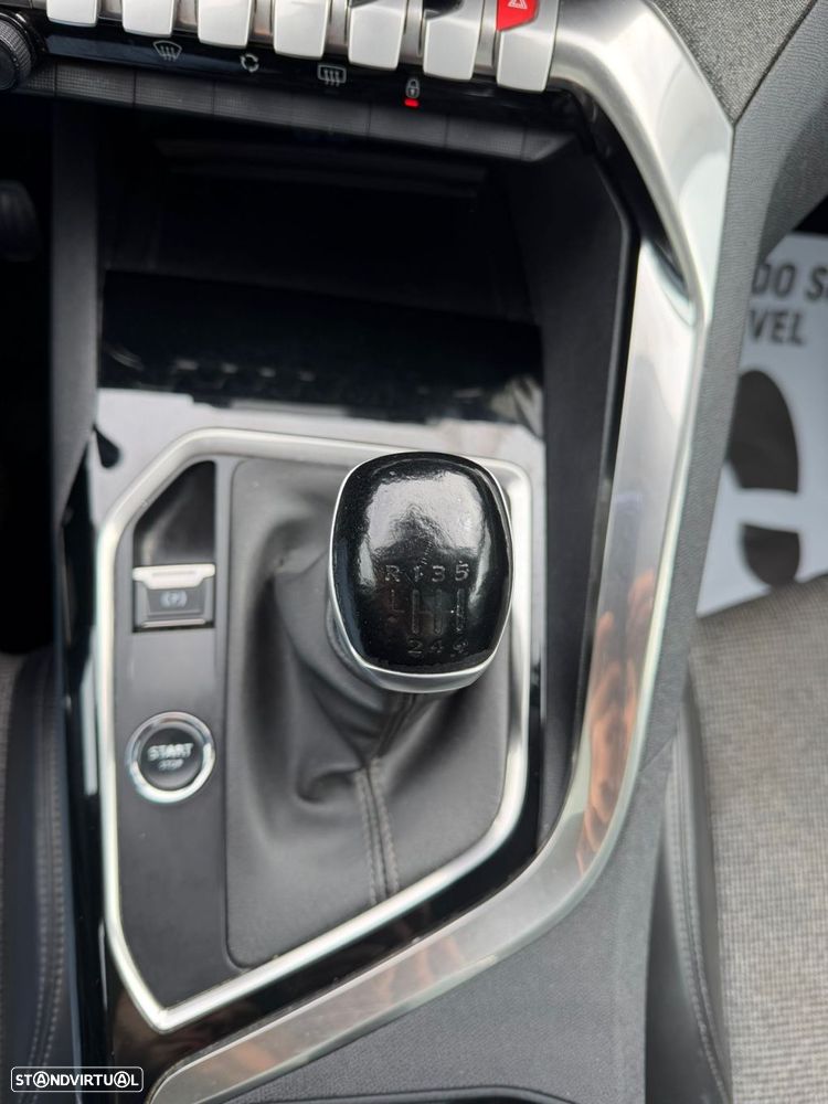 Peugeot 3008 1.2 PureTech Allure - 31