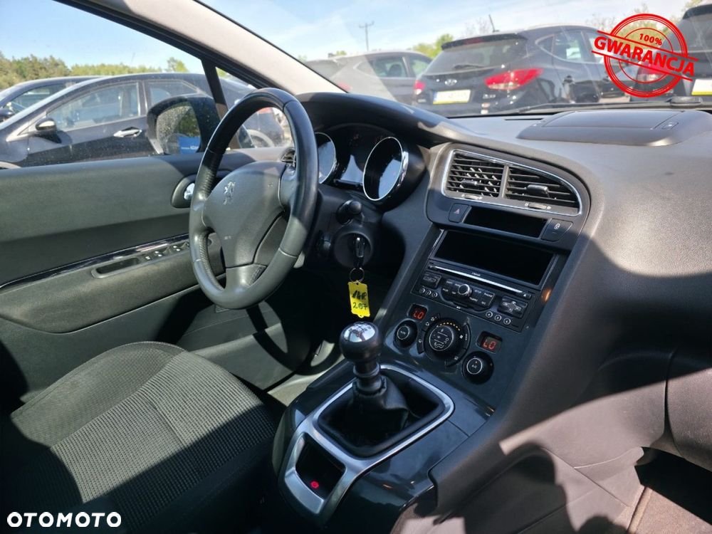 Peugeot 5008 - 25