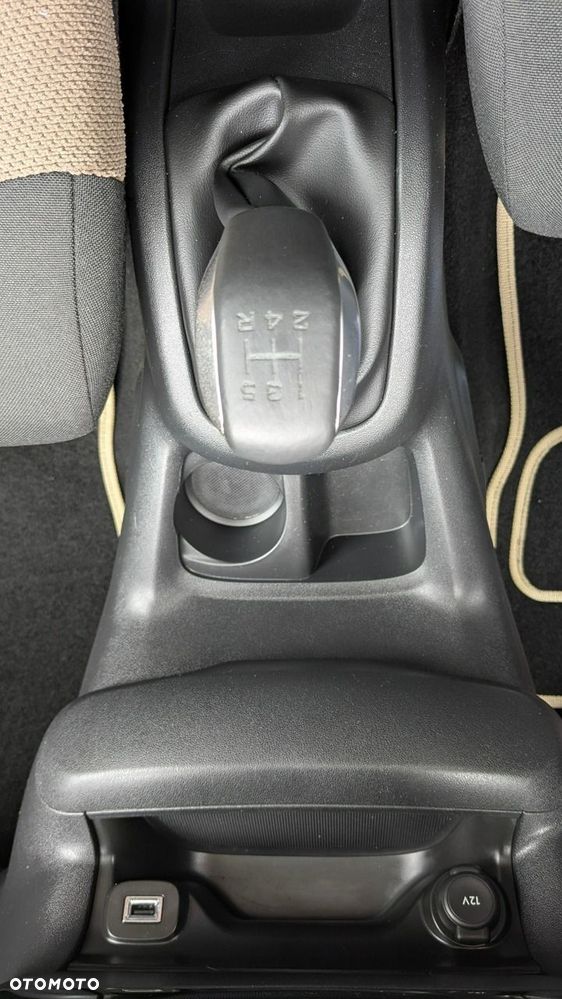 Citroën C4 Cactus 1.2 PureTech Shine Edition S&S - 32