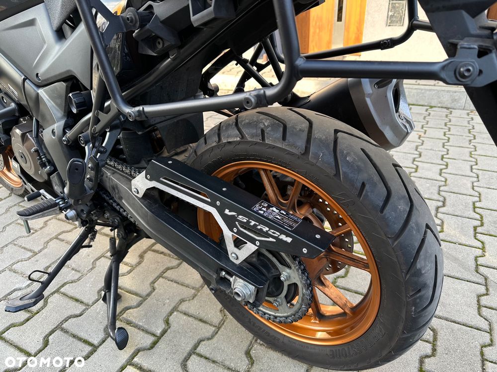 Suzuki V-STROM - 5