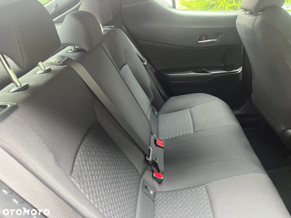 Toyota C-HR Business-Edition - 9