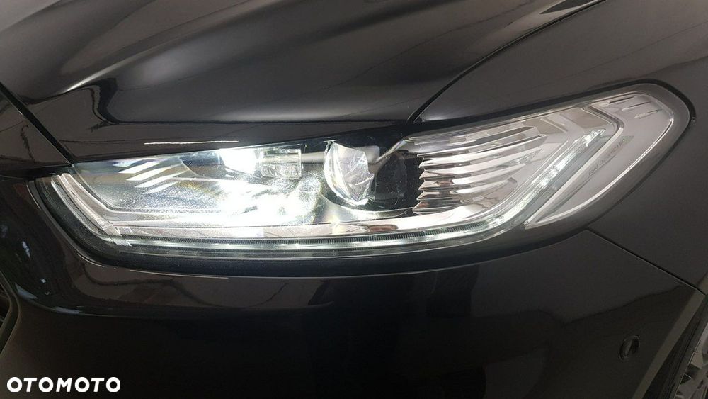 Ford Mondeo - 10