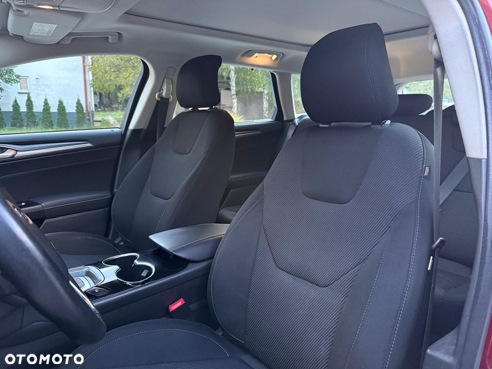 Ford Mondeo 2.0 TDCi Titanium PowerShift - 26