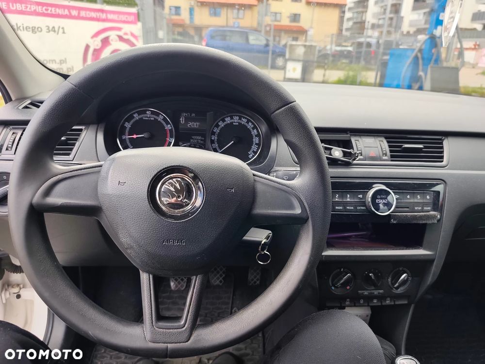 Skoda RAPID 1.0 TSI Active - 7