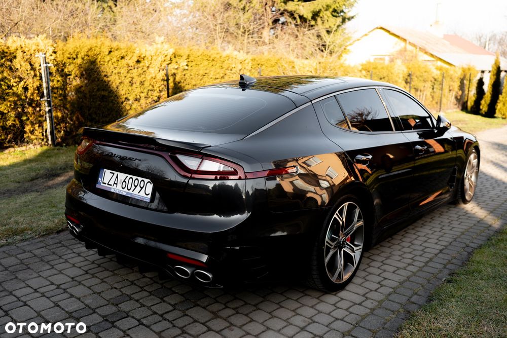 Kia Stinger 3.3 T-GDI V6 GT AWD - 21