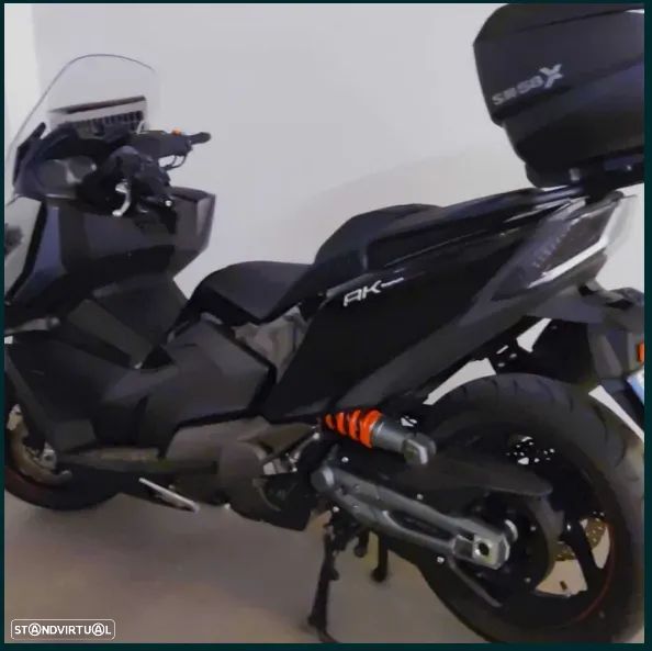 Kymco AK Premium - 8