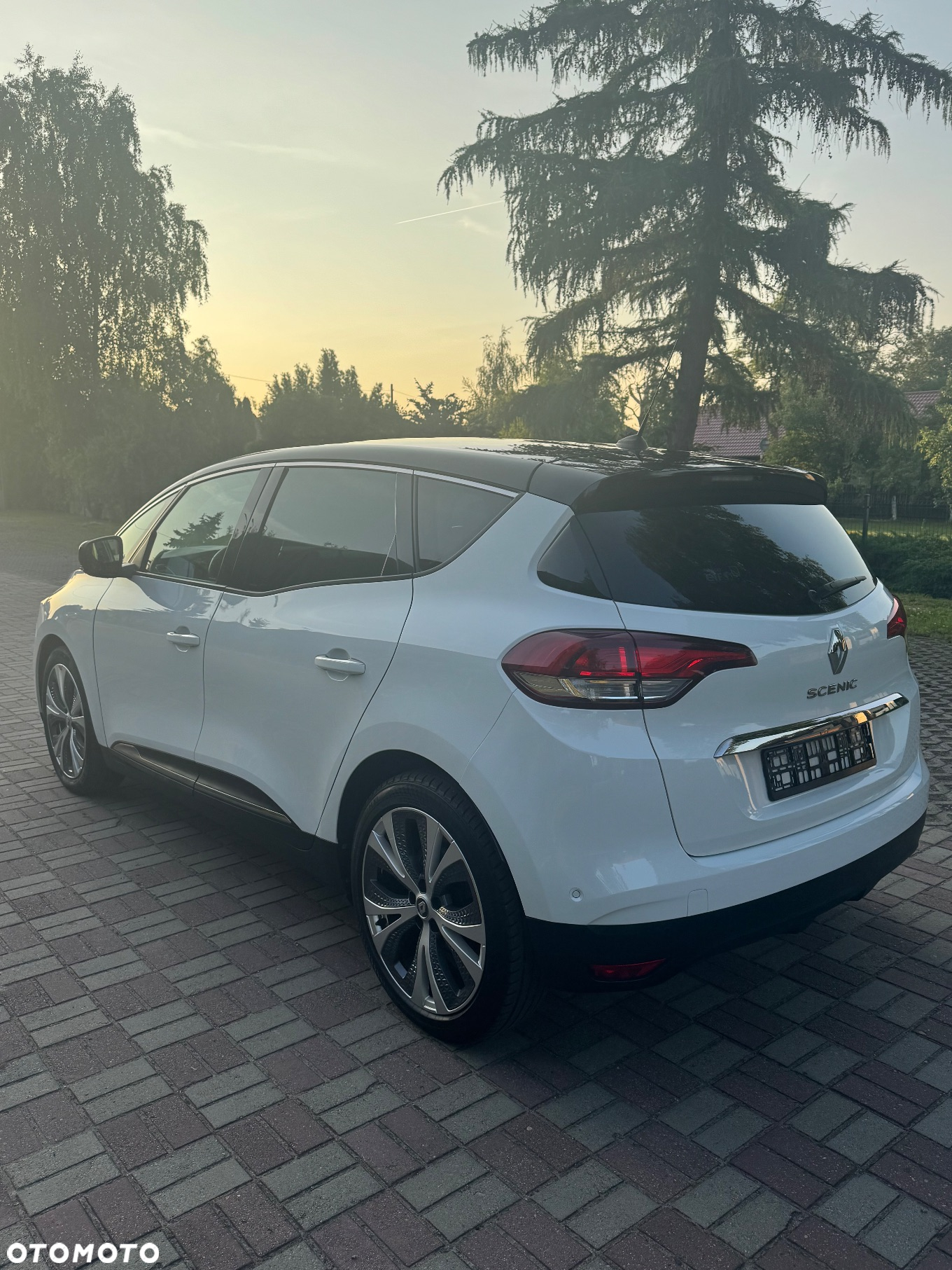 Renault Scenic ENERGY TCe 130 S&S LIMITED - 4