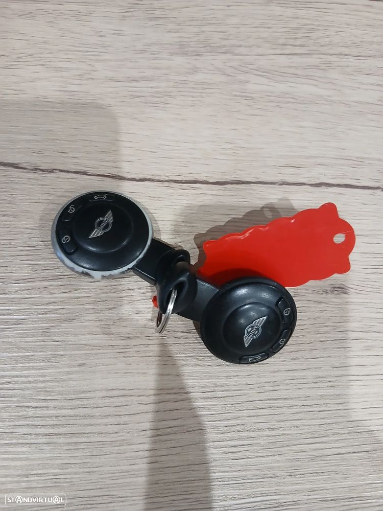 MINI 3 Portas One - 16