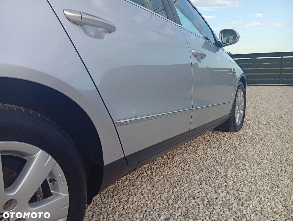 Volkswagen Passat - 9