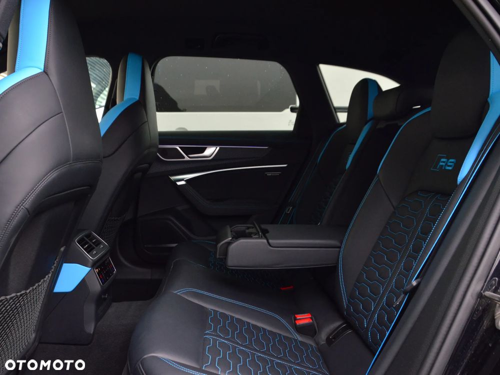 Audi RS6 Avant TFSI mHEV Quattro Performance Tiptronic - 17