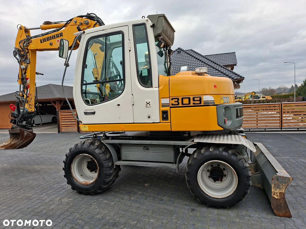 Liebherr A309 ROTOTILT - 7