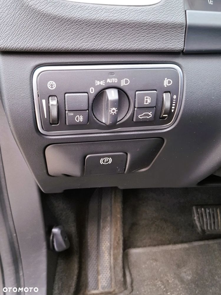 Volvo S60 Cross Country D4 Drive-E Momentum - 13