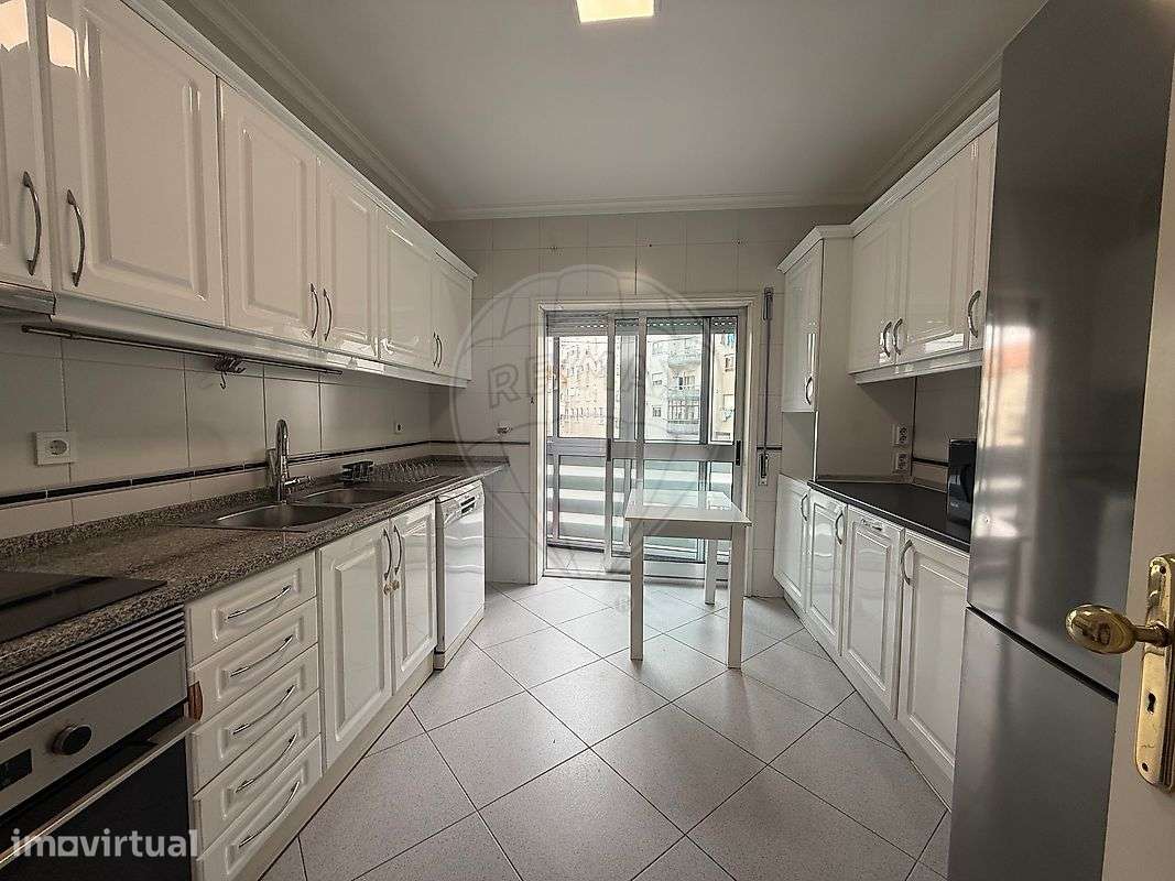 Apartamento T4 para arrendamento - Grande imagem: 4/31