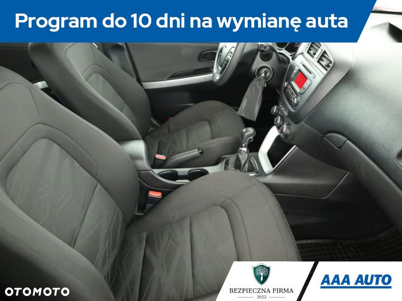 Kia Ceed - 8