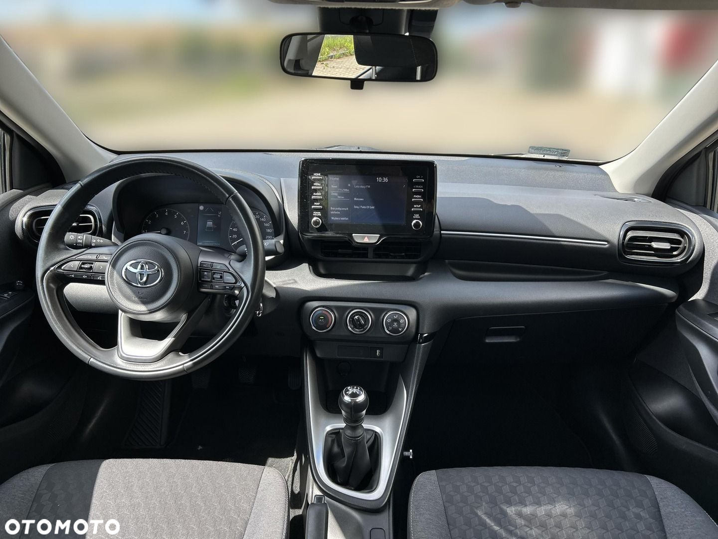 Toyota Yaris - 15
