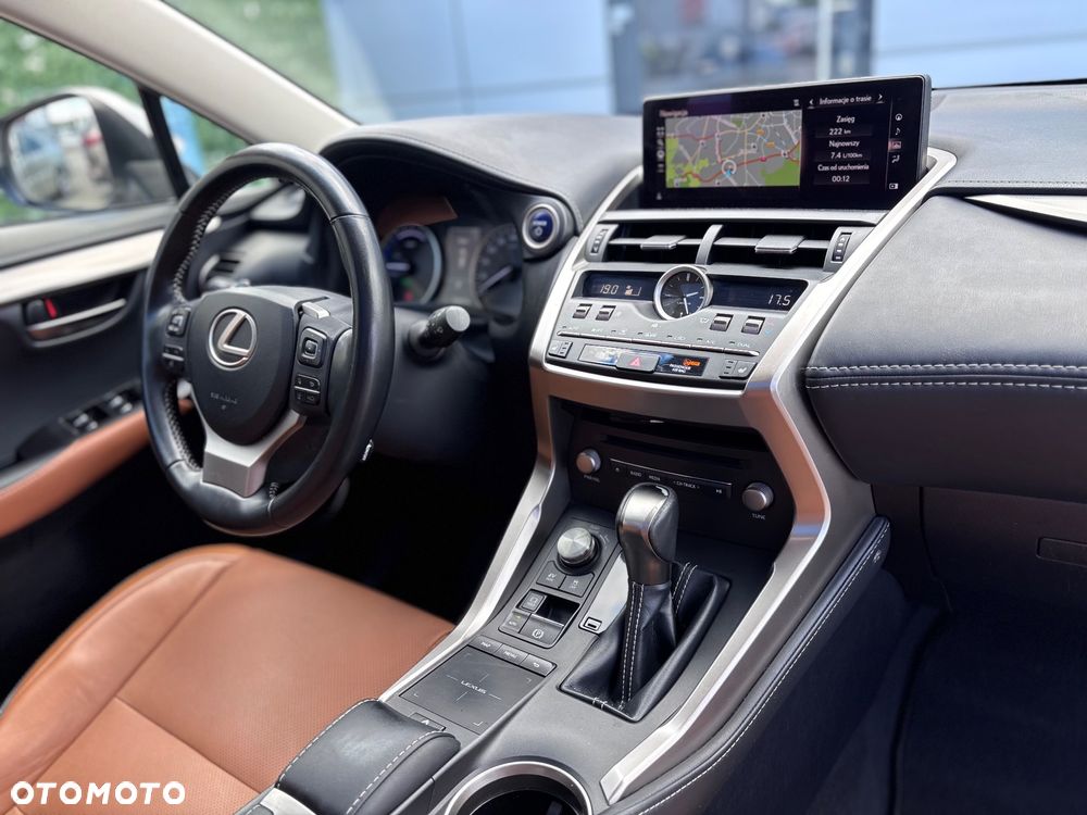 Lexus NX 300h E-FOUR Executive Line - 19