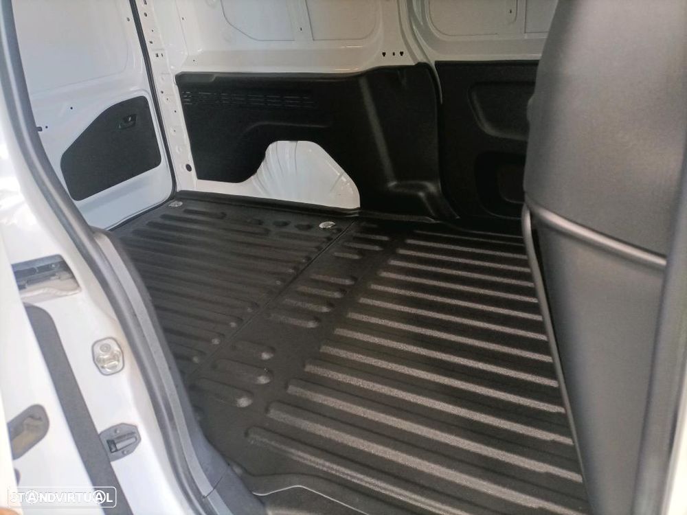 Opel COMBO LONGA C/ECRAN CX.6 VELOCIDADES - 6