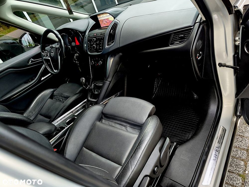Opel Zafira 2.0 CDTI Cosmo - 8