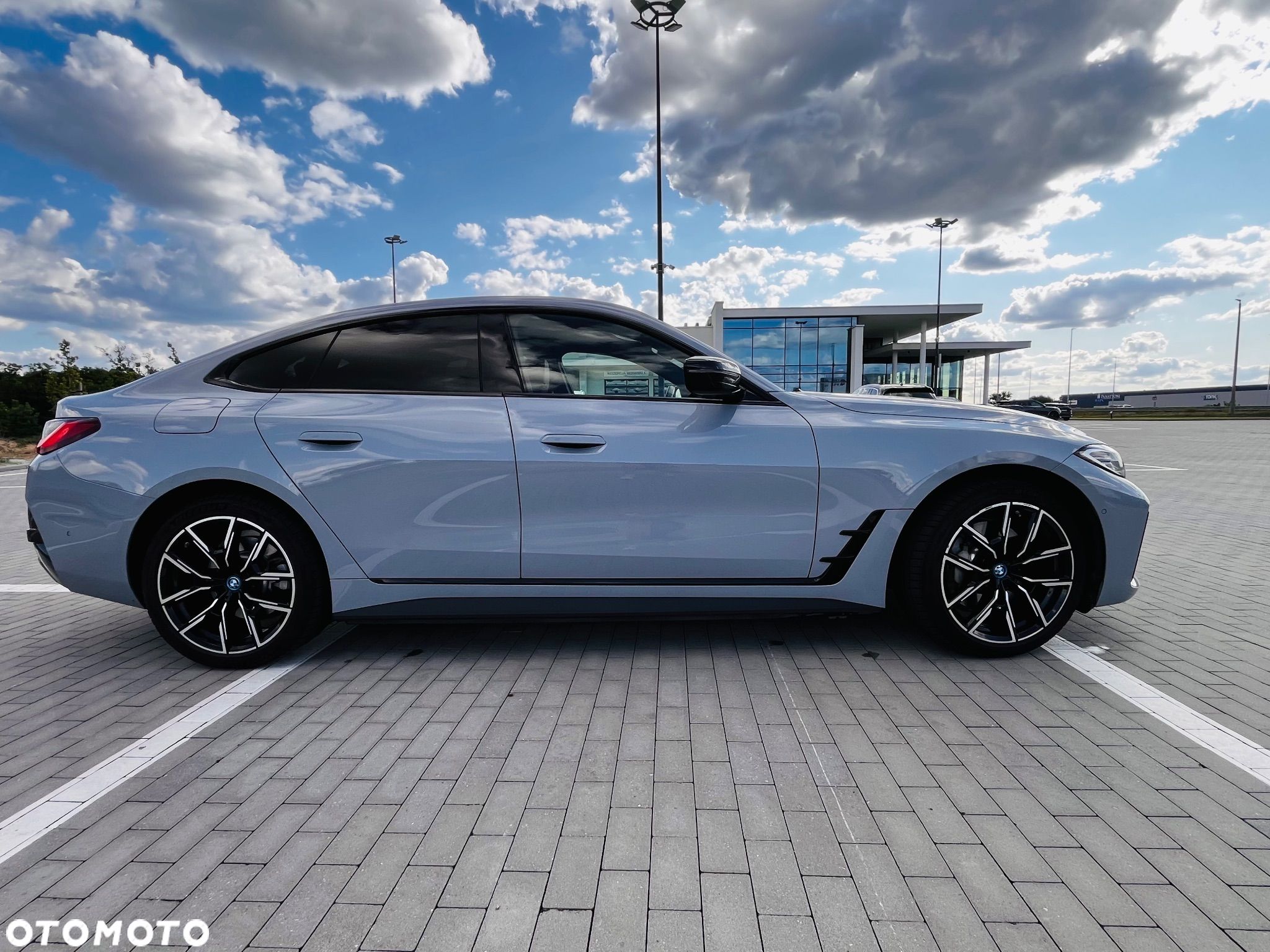 BMW i4 80.7kWh eDrive 35 M Sport - 1