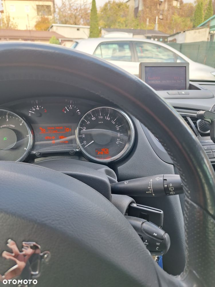 Peugeot 5008 2.0 HDi Family - 5