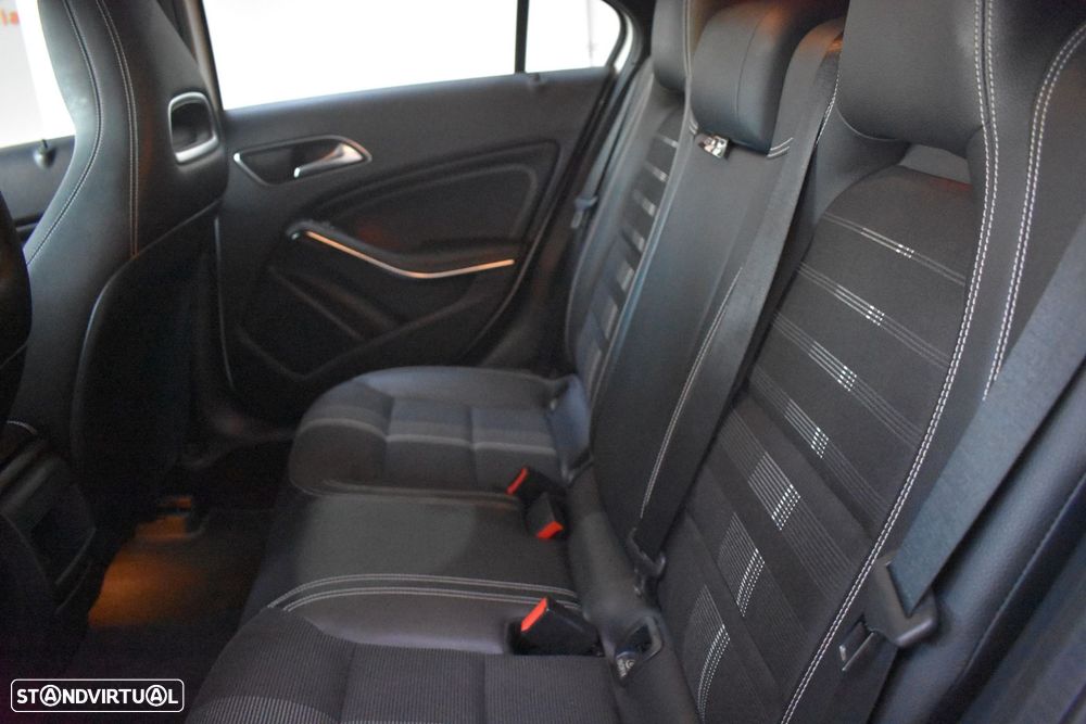 Mercedes-Benz A 180 d Urban - 53