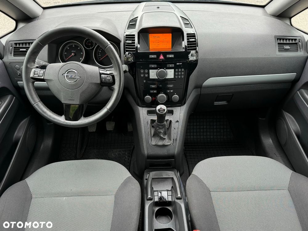 Opel Zafira 1.7 CDTI Essentia - 9