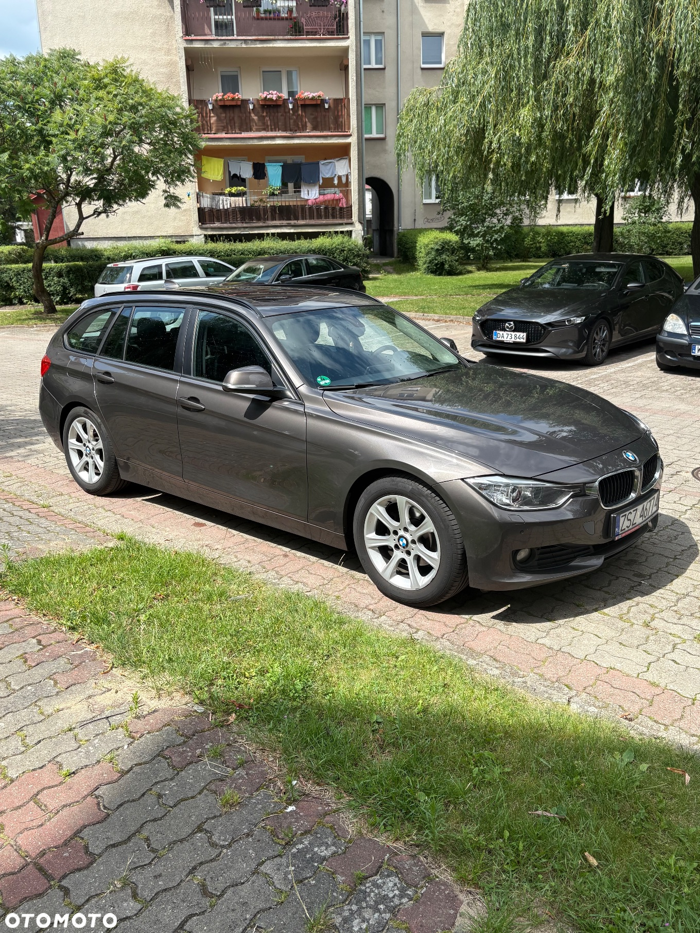 BMW Seria 3 318d Touring Blue Performance Luxury Line - 7