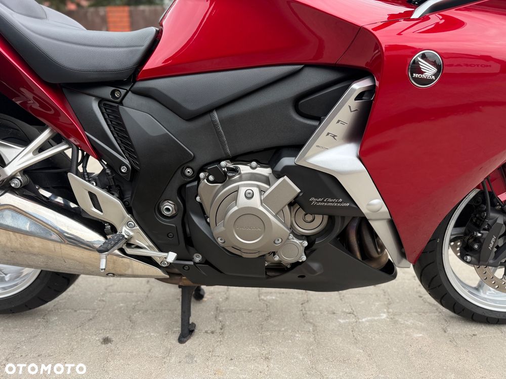 Honda VFR - 9