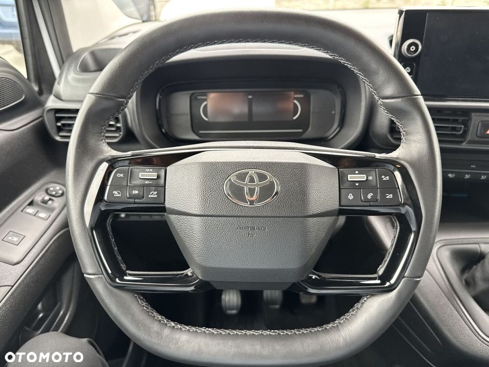 Toyota PROACE CITY - 17