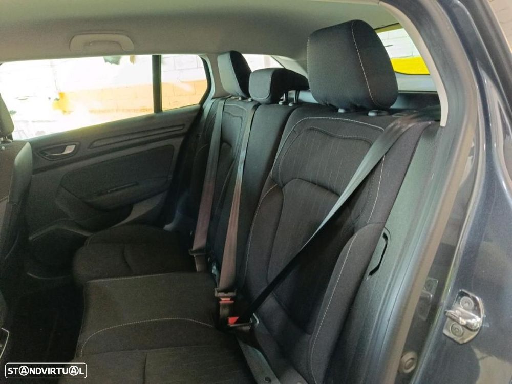 Renault Mégane Sport Tourer 1.5 Blue dCi Limited - 4