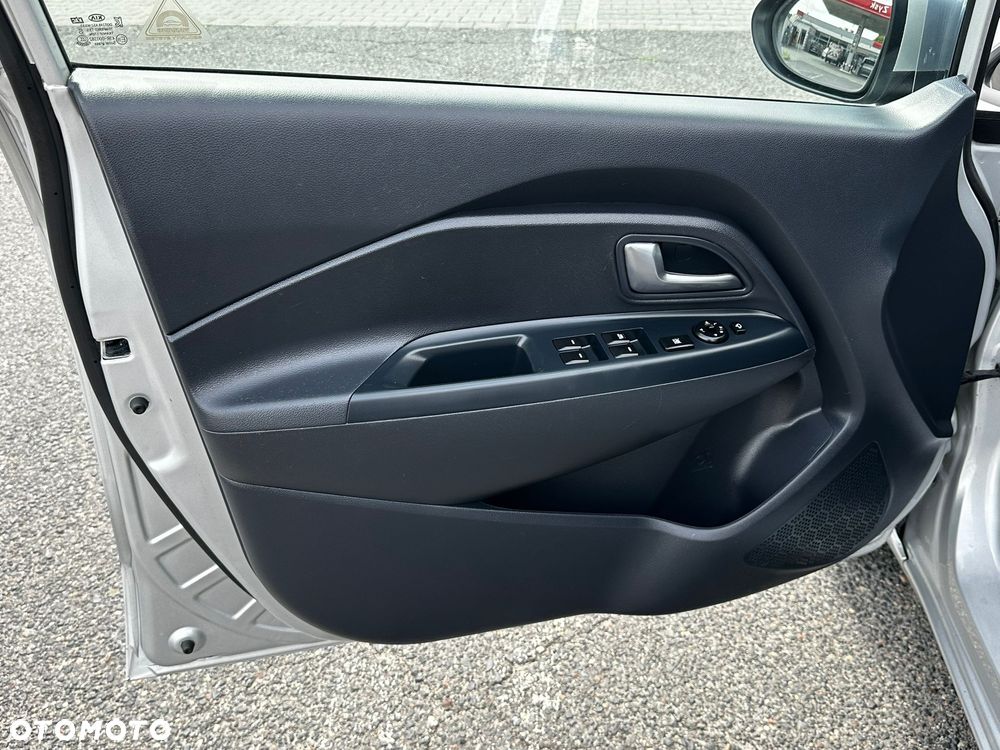 Kia Rio 1.4 Business Line - 16