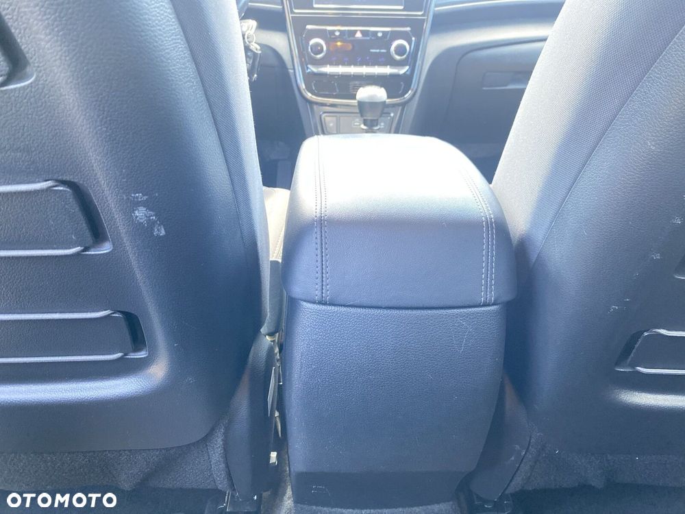 SsangYong/KGM Tivoli Grand - 13