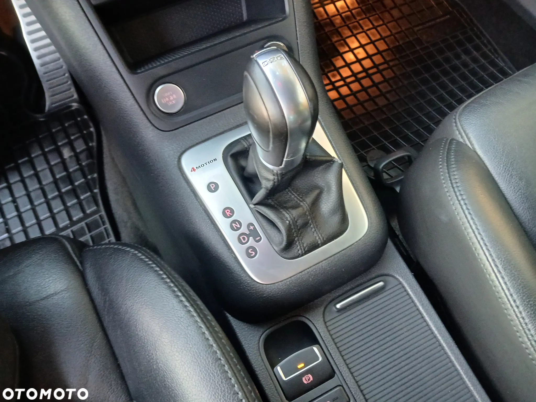 Volkswagen Tiguan 2.0 TDI 4Mot Perfectline R-Style DSG - 21