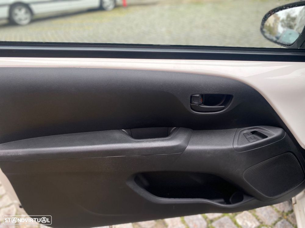 Toyota Aygo 1.0 X-Play+AC+X-Touch - 14