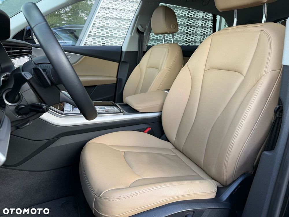 Audi Q8 - 26