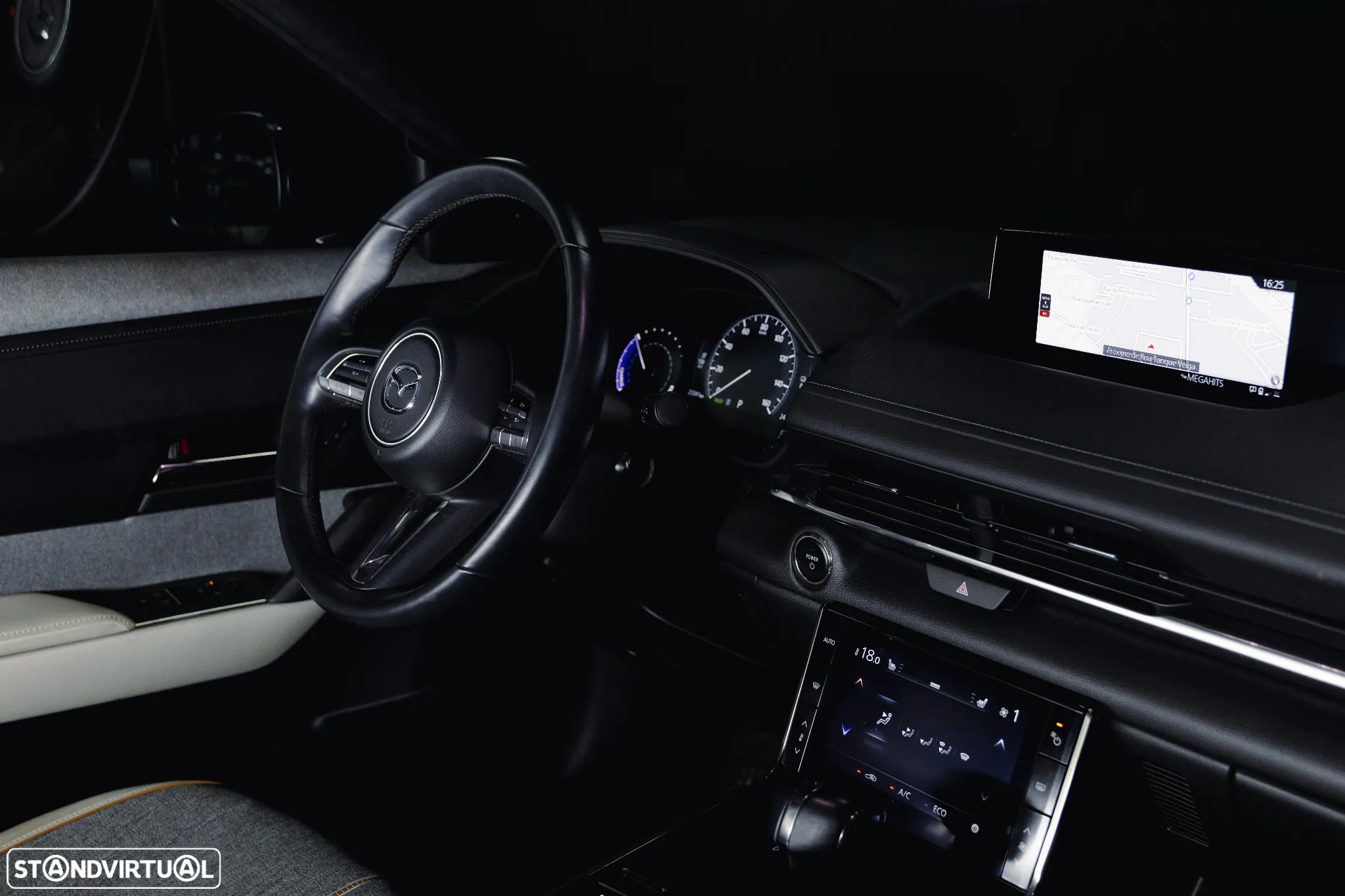Mazda MX-30 e-Skyactiv Excellence - 11