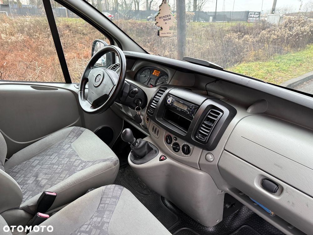 Opel Vivaro L2H1 - 12