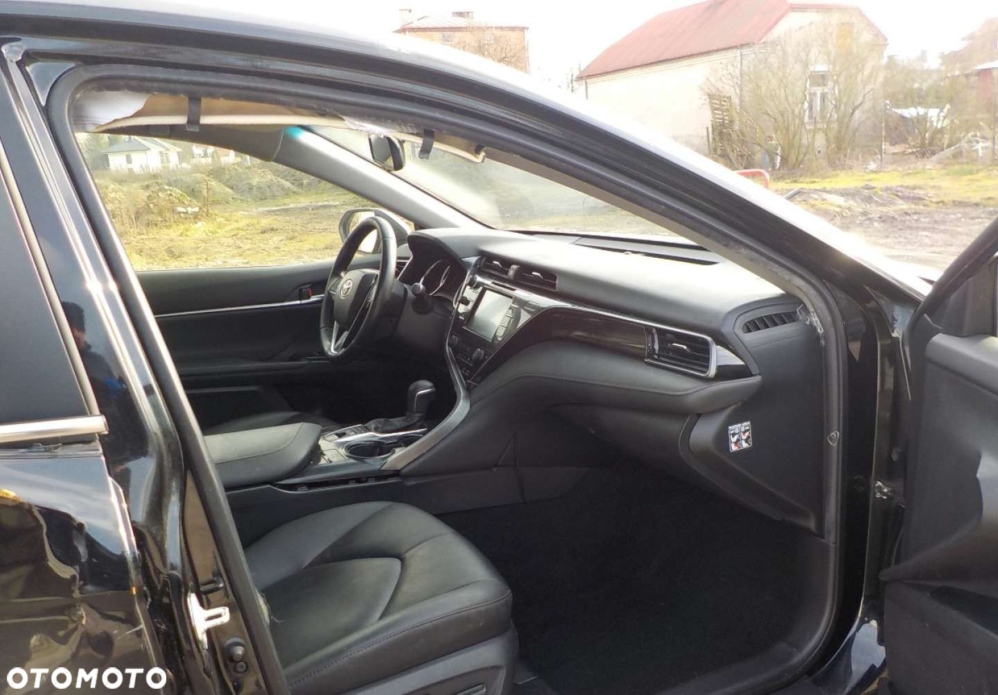 Toyota Camry - 13