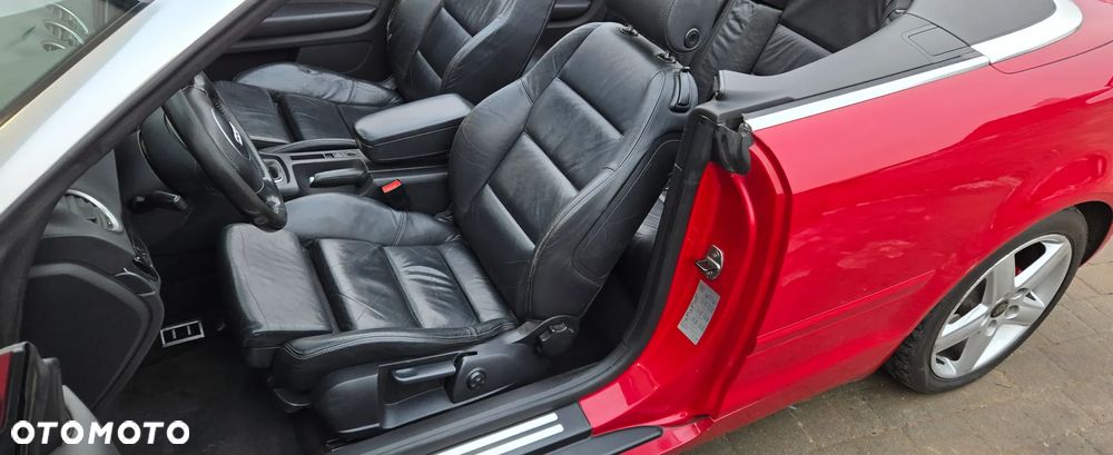 Audi A4 Cabrio 1.8 T - 35