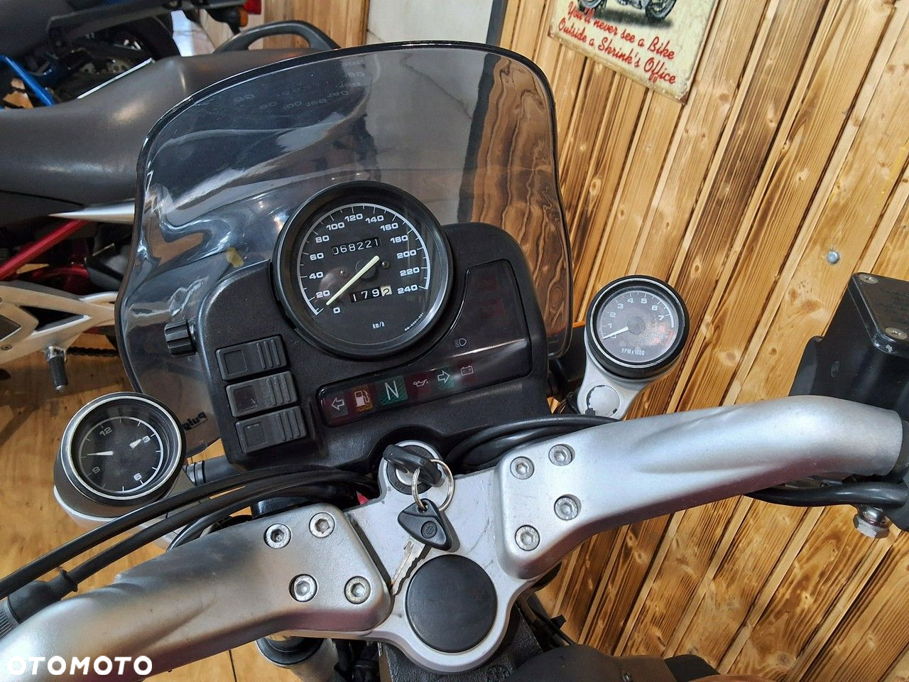BMW R - 11
