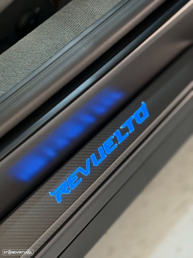 Lamborghini Revuelto 6.5 V12 - 6