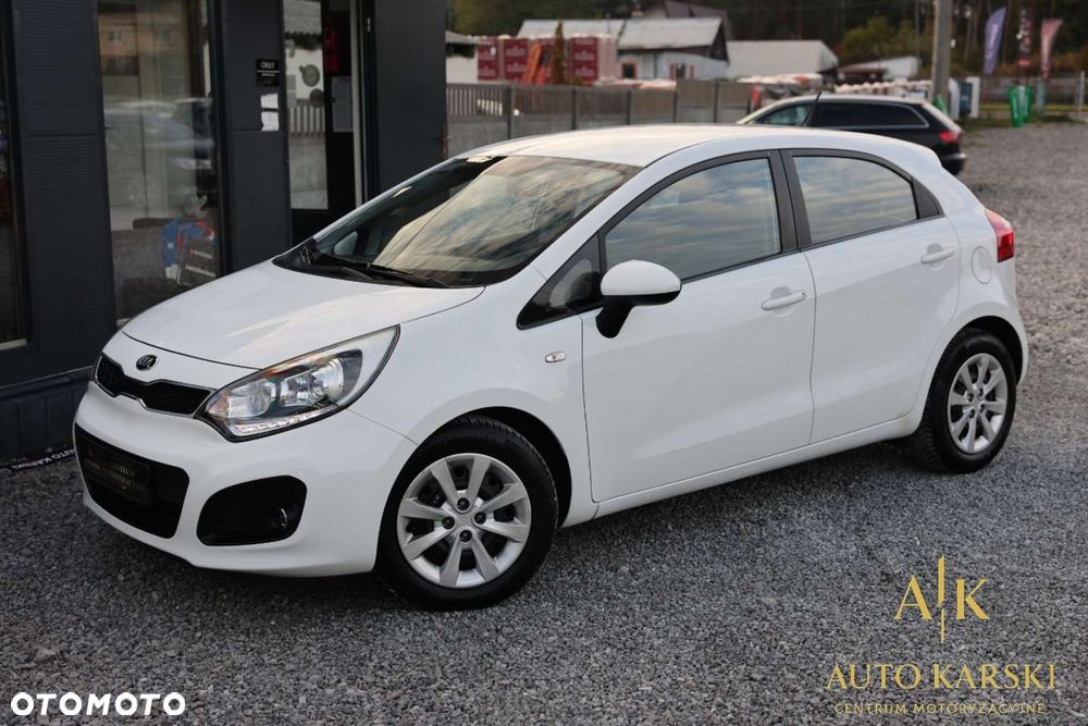 Kia Rio - 15