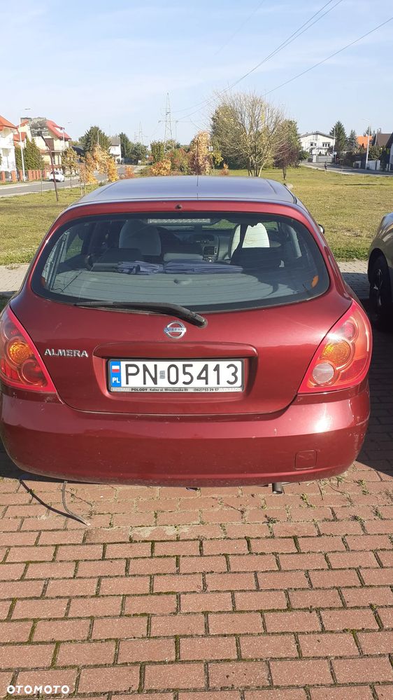 Nissan Almera II 1.5 Visia - 2